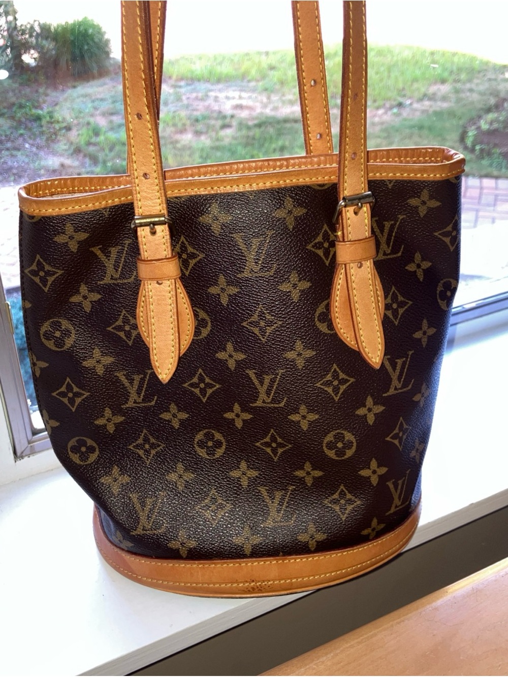 Louis Vuitton Monogram Bucket Bag in Brown and Tan - Picture 13 of 16